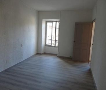 Location Appartement 2 pièces 39m² LES VANS 07140 - Photo 1