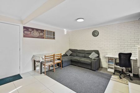 Neat & Convenient Living in the Heart of Woodridge - Photo 2