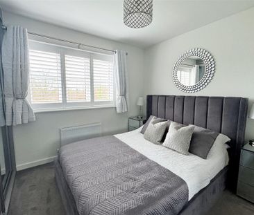 4 bedroom detached house to rent - Photo 5