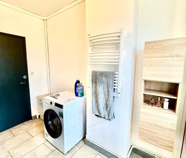 Location Appartement 3 pièces 80m² DECAZEVILLE 12300 - Photo 5