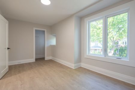 For Lease - 44 Haddon Avenue, Hamilton, Ontario - Photo 2
