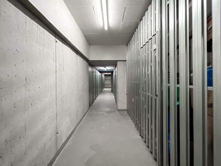 Exklusive klimatisierte Dachterrassenwohnung | Top-Ausstattung | Direkte U3-Anbindung Enkplatz | Privater Liftzugang | Garagen-Stellplatz & Kellerabteil inklusive! - Foto 2