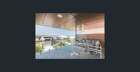 Luxurious Furnished Family Home - Photo 4