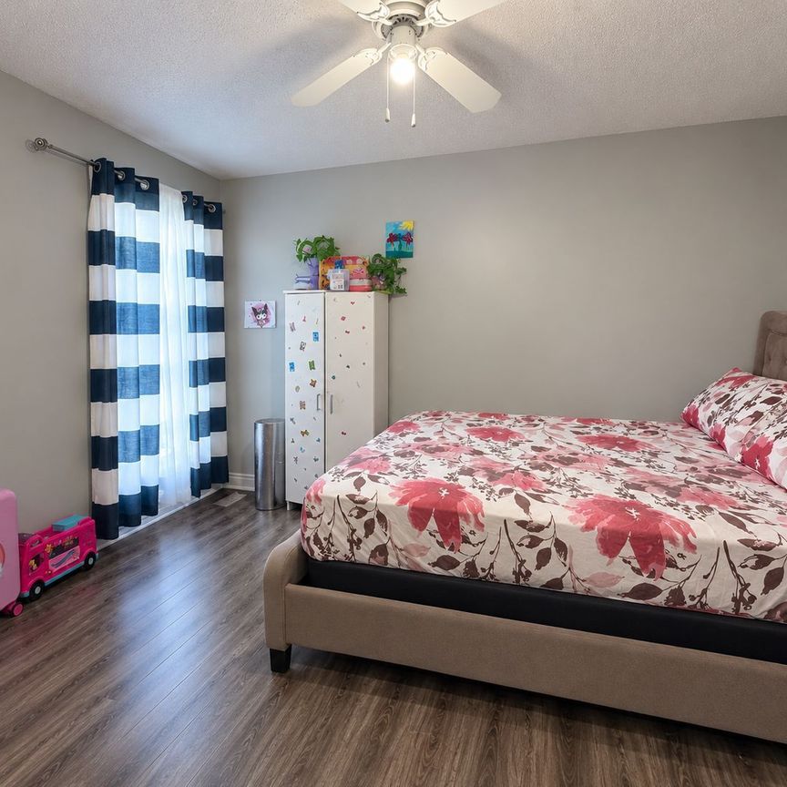 For Lease - 15 Hinchley Wood Grove, Brampton, Ontario - Photo 1