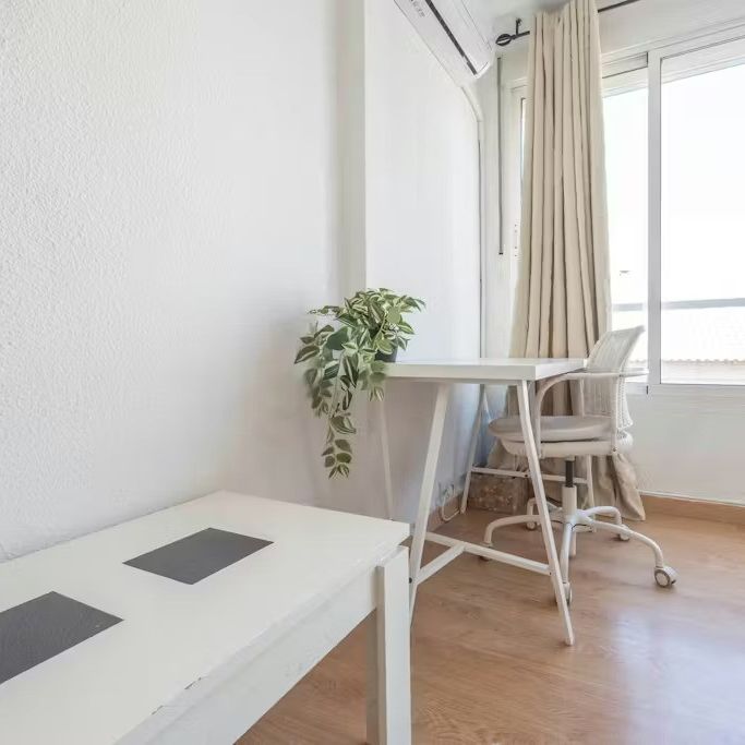 Carrer de Mistral, Valencia, Valencian Community 46020 - Photo 1