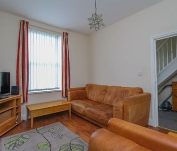 Daniel Street, Cardiff - Photo 2