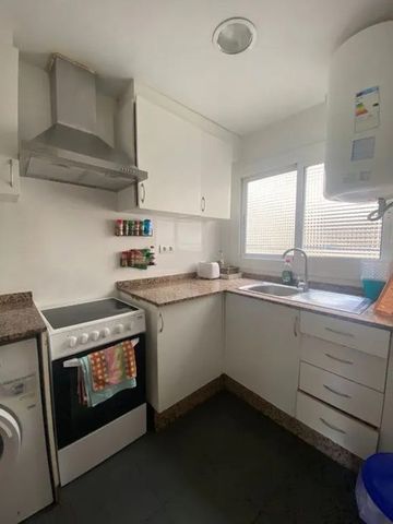 Carrer del Doctor Vicente Pallarés, Valencia, Valencian Community 46021 - Photo 5