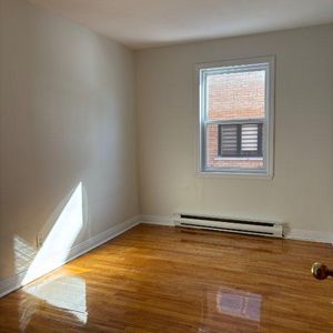 Ahuntsic Ouest, 3 chambres et 1 bureau fermé - Photo 2