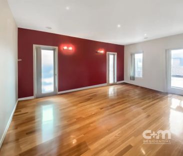 “WELL PRESENTED HOME!” - Photo 4