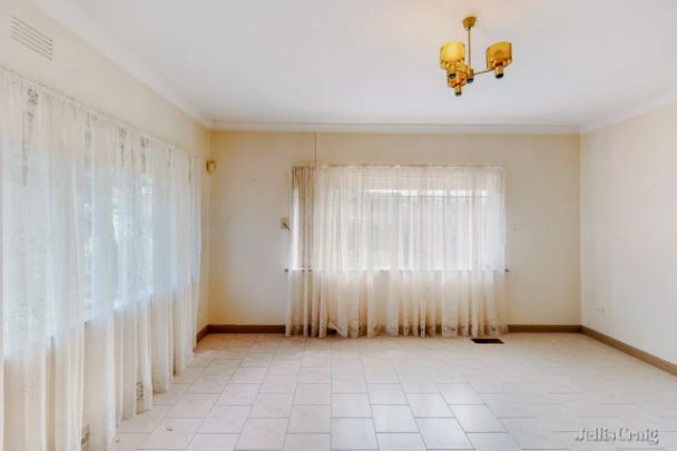 3 Bed, 1 Bath - Photo 1