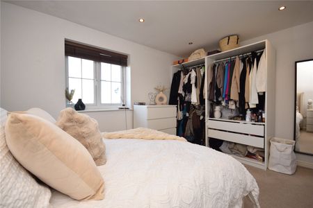 95, Dunlop Avenue, Leeds, West Yorkshire, LS12 6LE - Photo 5