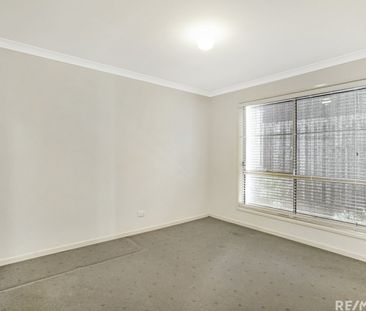 43 Inwood Circuit, Merrimac QLD 4226 - House For Rent | Domain - Photo 5