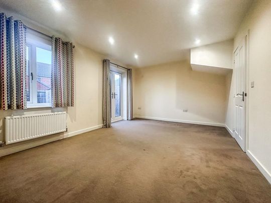 3 bedroom semi-detached house to rent - Photo 1