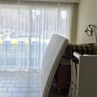 Mooie ruime studio op gelijkvloers - Photo 1