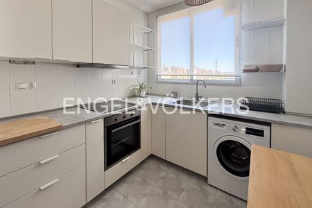 Apartamento de alquiler en Carrer del Doctor Gil I Morte, Arrancapins - Photo 3