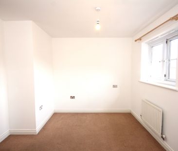 Firbank, Bamber Bridge - Photo 3