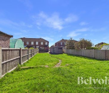 2 bedroom end of terrace house to rent - Photo 4