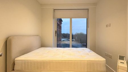 1 bedroom flat to rent - Photo 4