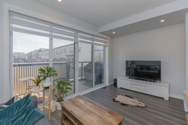 For Lease - 1434 Hemlock Road, Manor Park - Cardinal Glen and Area, Ontario - Photo 1