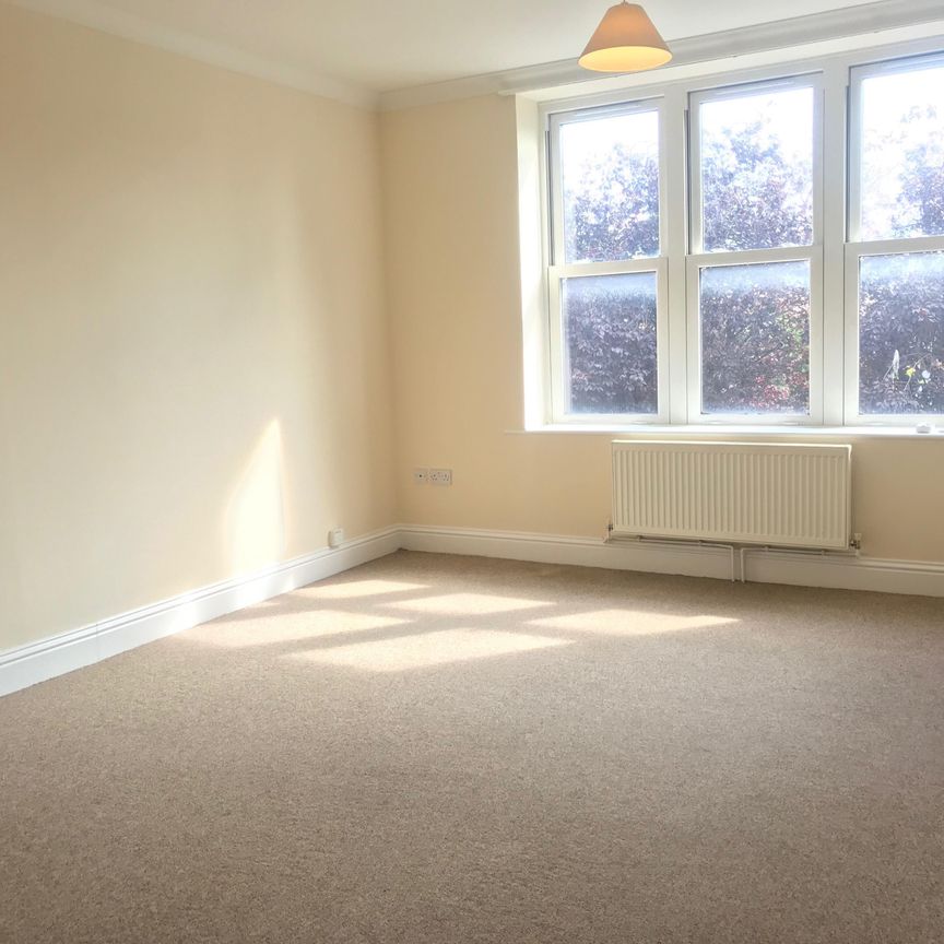 Broadwater Road, Worthing - Photo 1