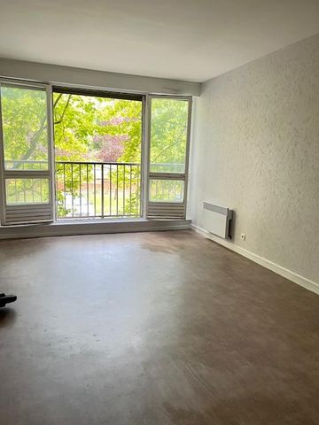 Location Appartement 3 pièces 67m² DOUAI 59500 - Photo 4