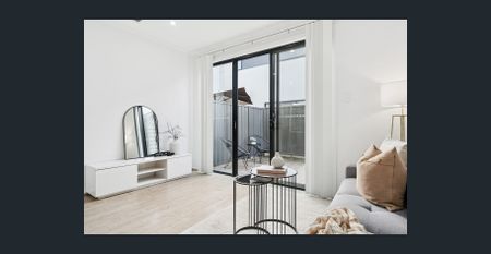 Modern Townhouse with Spacious Layout & Low-Maintenance Living - Photo 2