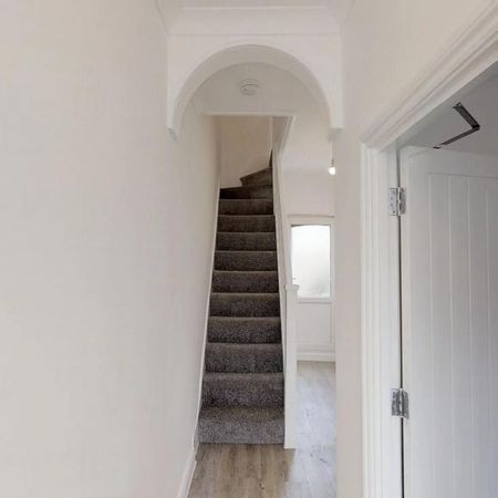 4 bedroom house share to rent - Photo 4