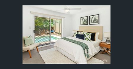 Modern 3-Bedroom Home with Pool & Undercover Entertaining - Photo 5