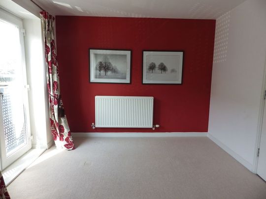 3, 165 Hornbeam Close - Photo 1