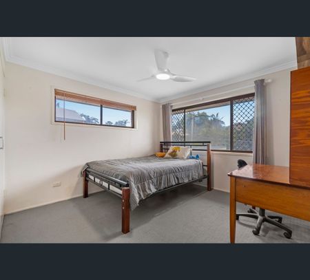 16 Camena Street, Shailer Park, Qld 4128 - Photo 4