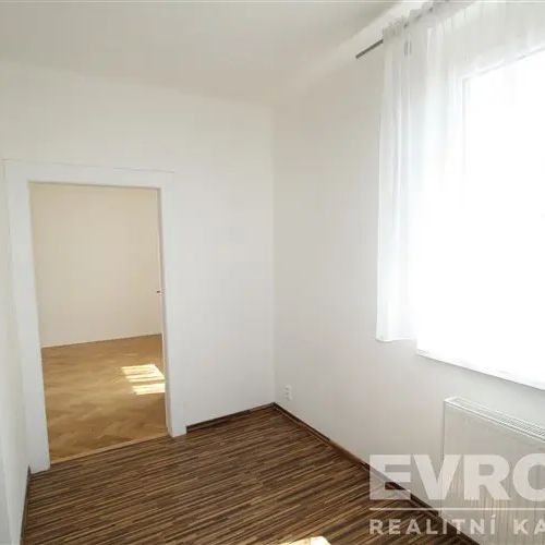 Pronájem krásný, útulný byt 1+1, 33 m - Photo 1