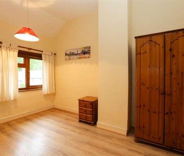 Main Street, Thornton, LE67 - Photo 5