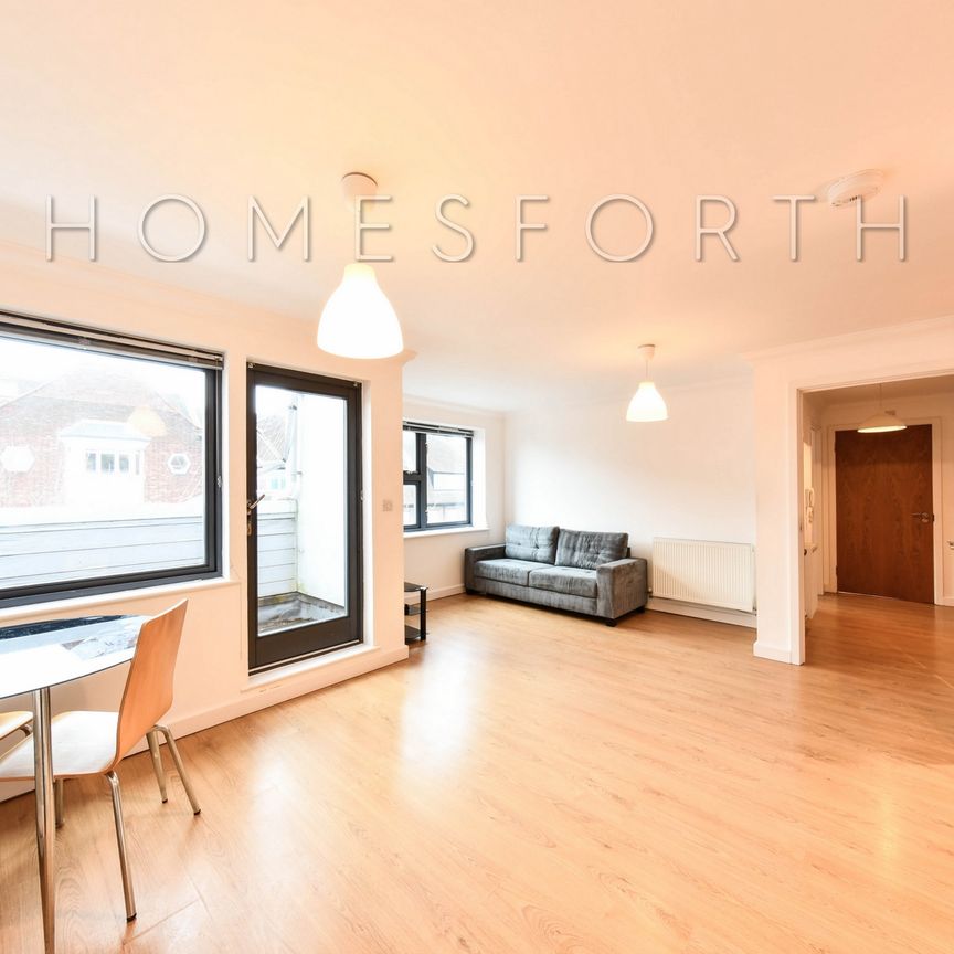 1 Bedroom Flat - Photo 1