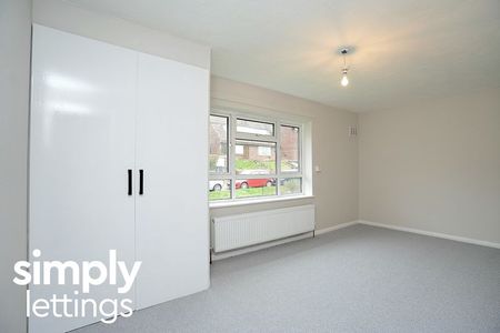 2 Bed property for rent - Photo 3