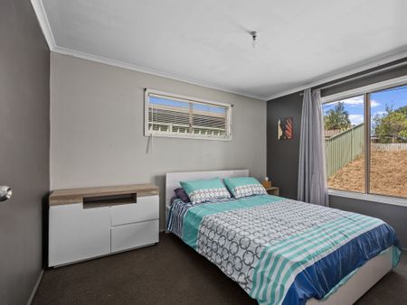 31 Joseph St,, Dinmore QLD 4303 - House For Rent | Domain - Photo 3