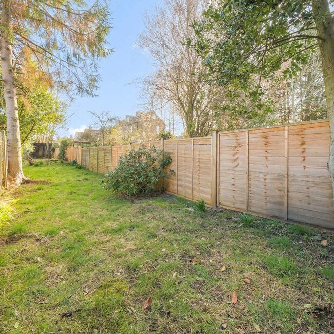 2 bedroom maisonette to rent - Photo 1