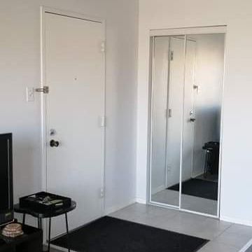 4 1/2 ** 1er ÉTAGE** + BEAU SECTEUR ET CALME + RÉNOVER ET MODERNE +A PIED MÉTRO MONTMORENCY+ À VISITER + - Photo 4