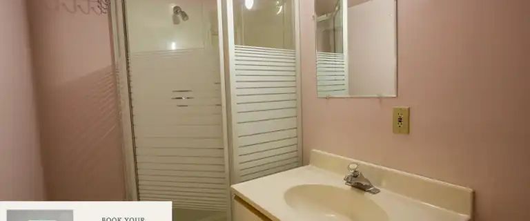 1 Bedroom Basement Suite Downtown | 11231 101 Street Northwest, Edmonton - Photo 1