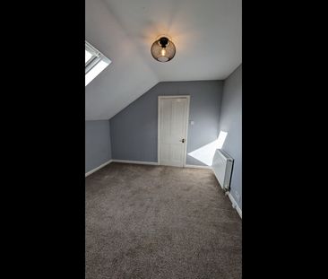 2 Bed Terraced House, Swallow Avenue, LS12 - Photo 3