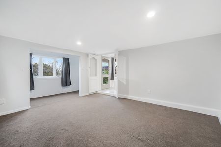 Your New Home in Hillsborough Awaits - Photo 4