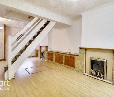 2 bedroom terraced house to rent - Photo 2