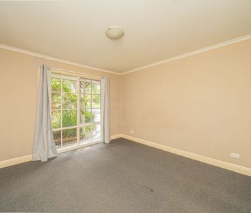 Charming Family Home in Prime Berwick Location - Photo 3