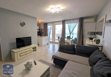 Location Appartement 3 pièces 67m² MARSEILLE 2ème - Photo 2