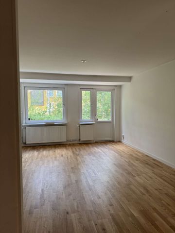 Dunderbacksvägen, Finspång - Photo 2