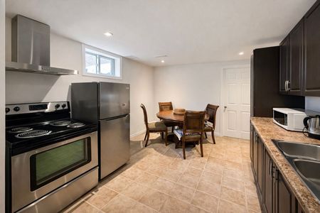 For Lease - 1602 Coram Crescent Unit# Lower, Mississauga, Ontario - Photo 4