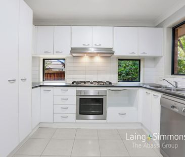 Immaculate, Modern Family Home in a Sought After Estate! - Photo 3