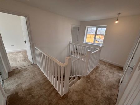 Green Meadow Close, Preston - Photo 4