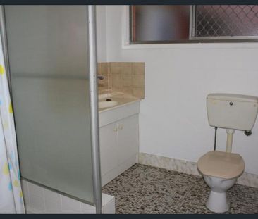 Ground-Floor Unit in Peaceful Nathan Location! - Photo 3