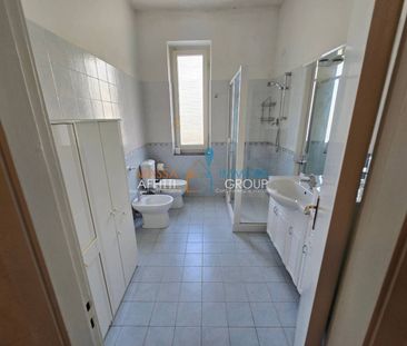 Appartamento via Giuseppe Garibaldi 10, Marina di Carrara, Carrara - Photo 2
