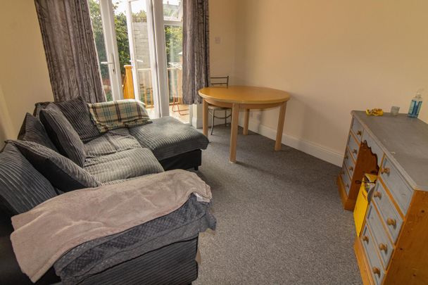 Sykefield Avenue, Leicester - Photo 1